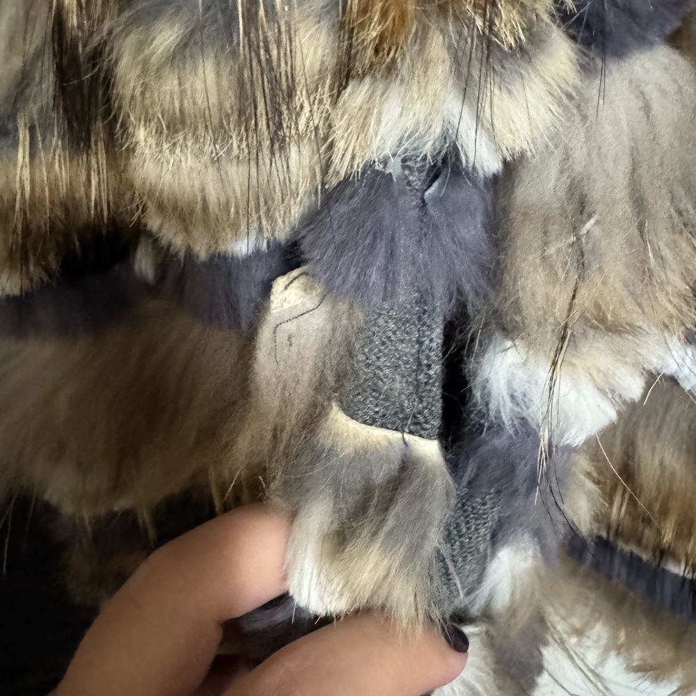 Fur Striped Jacket - Raccoon and Rabbit - Picture 5 of 7
